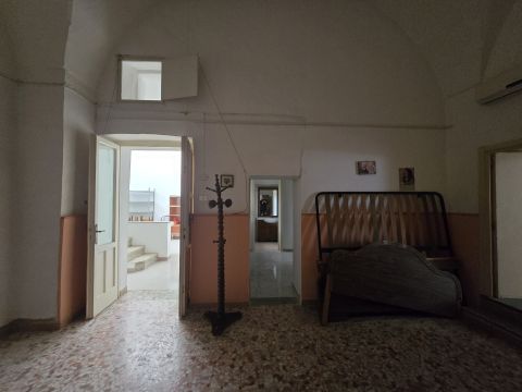 Via M. Giangreco, 48 - Ruffano