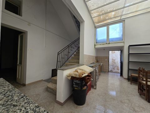 Via M. Giangreco, 48 - Ruffano