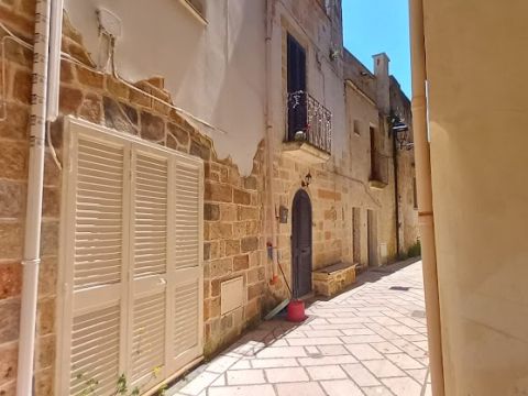 Via M. Giangreco, 48 - Ruffano