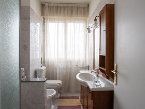 Via Marco Mastacchi, 238 - Livorno