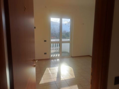 Via del Villino - Alanno