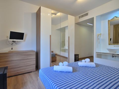 Via Cesare Pascarella, 46 - Roma