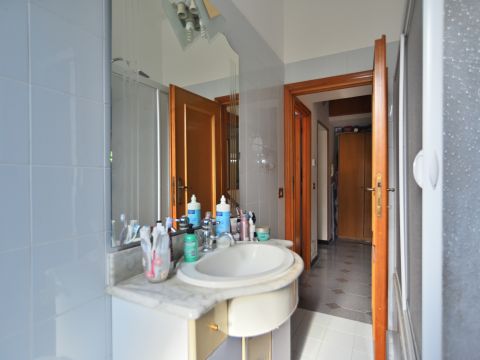 Via Santafiora, 37 - Roma