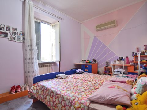 Via Santafiora, 37 - Roma