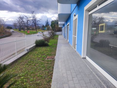 Via del Villino - Alanno