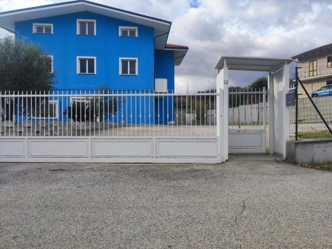 Via del Villino - Alanno