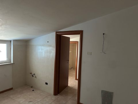 Via del Villino - Alanno