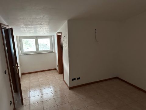 Via del Villino - Alanno