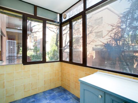 Via Sanzeno, 15 - Roma