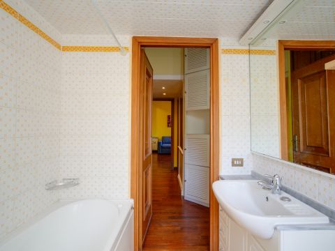 Via Sanzeno, 15 - Roma