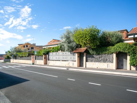 Viale Valle dell'Aniene - Guidonia Montecelio