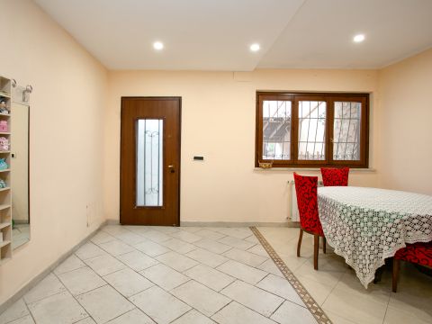 Viale Valle dell'Aniene, 10 - Guidonia Montecelio