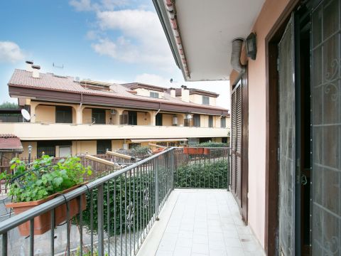 Viale Valle dell'Aniene, 10 - Guidonia Montecelio