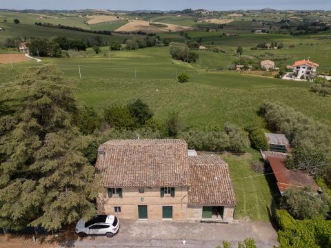 Frazione Montale, 136 - Arcevia