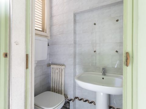 Via Filippo Juvarra, 1 - Torino