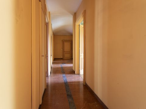 Via Filippo Juvarra, 1 - Torino