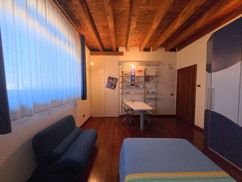 Via I. Rabin, 59 - Casalpusterlengo