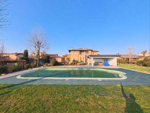 Via I. Rabin, 59 - Casalpusterlengo