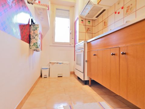 Via Dorzano, 27 - Roma