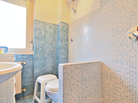 Via Dorzano, 27 - Roma