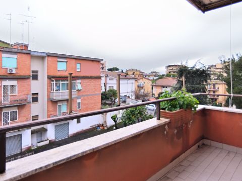 Via Dorzano, 27 - Roma