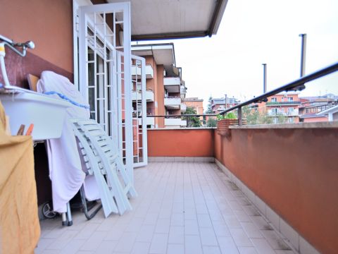 Via Dorzano, 27 - Roma