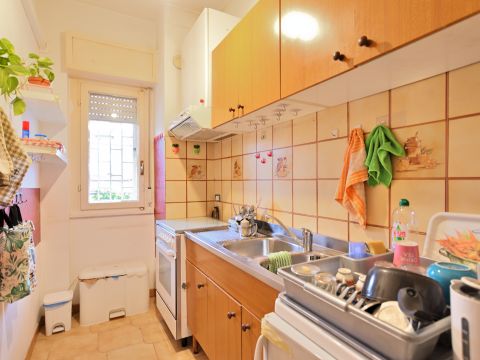 Via Dorzano, 27 - Roma