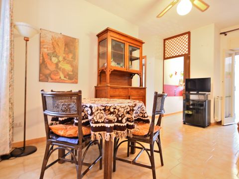 Via Dorzano, 27 - Roma