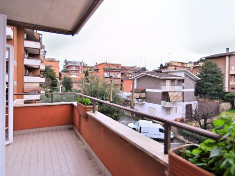 Via Dorzano, 27 - Roma