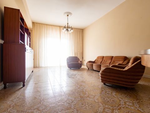 Via Conti di Loritello, 9/B - Catanzaro