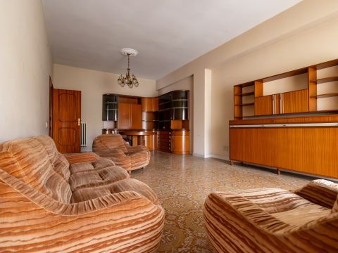 Via Conti di Loritello, 9/B - Catanzaro