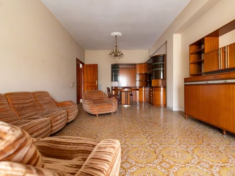 Via Conti di Loritello, 9/B - Catanzaro