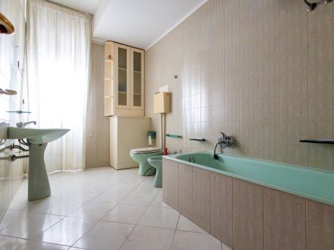 Via Conti di Loritello, 9/B - Catanzaro