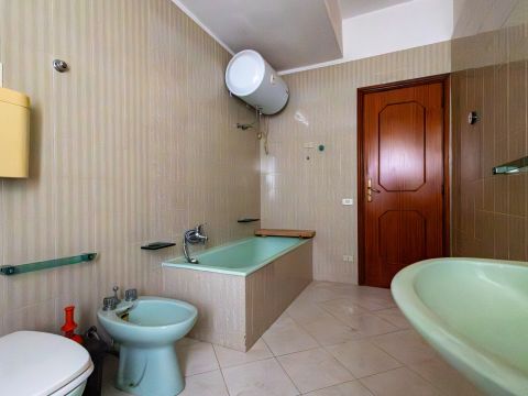 Via Conti di Loritello, 9/B - Catanzaro