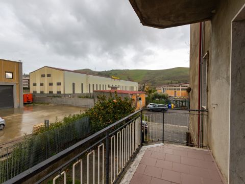 Via Conti di Loritello, 9/B - Catanzaro