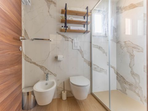 Via Bruno Buozzi, 17 - Bari