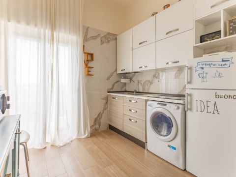 Via Bruno Buozzi, 17 - Bari