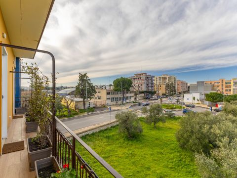 Via Bruno Buozzi, 17 - Bari