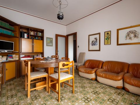 Via Eugenio de Riso, 77 - Catanzaro