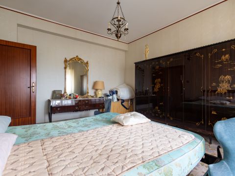 Via Eugenio de Riso, 77 - Catanzaro