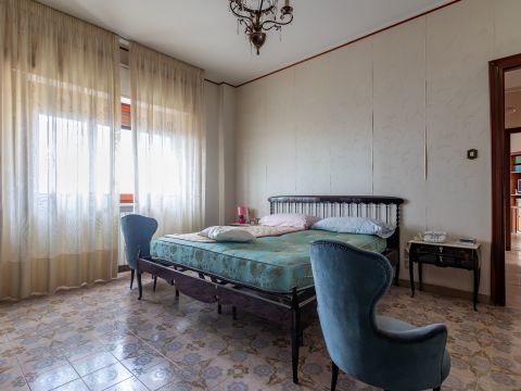 Via Eugenio de Riso, 77 - Catanzaro