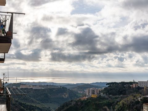 Via Eugenio de Riso, 77 - Catanzaro