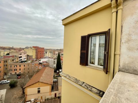 Circonvallazione Casilina, 132 - Roma