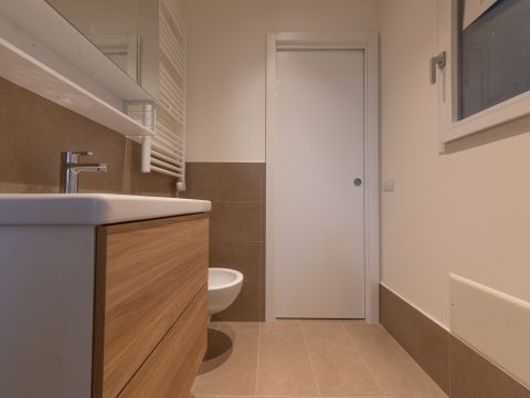 Via Pietro Colletta, 30 - Milano