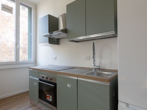 Via Pietro Colletta, 30 - Milano