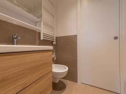 Via Pietro Colletta, 30 - Milano