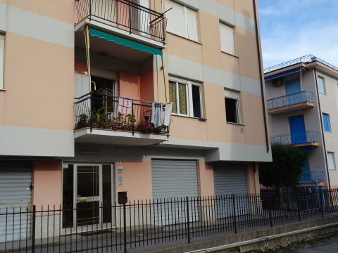 Via Giovanni Verga, 4 - Loano