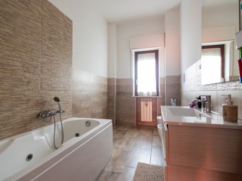 Viale Vincenzo de Filippis, 61 - Catanzaro