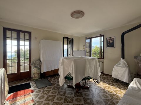 Lagrimone, PR, Italia - Tizzano Val Parma