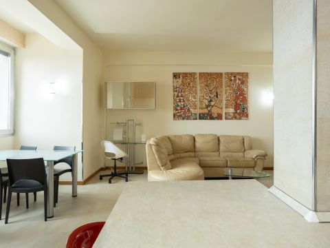 Piazza Giacomo Matteotti, 40 - Livorno